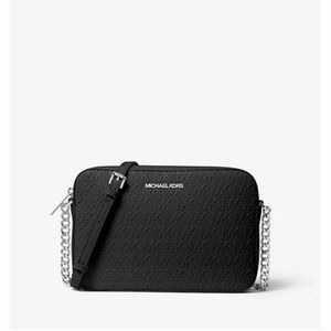 Micheal Kors jet set crossbody